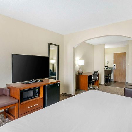 La Grange Comfort Inn & Suites מראה חיצוני תמונה
