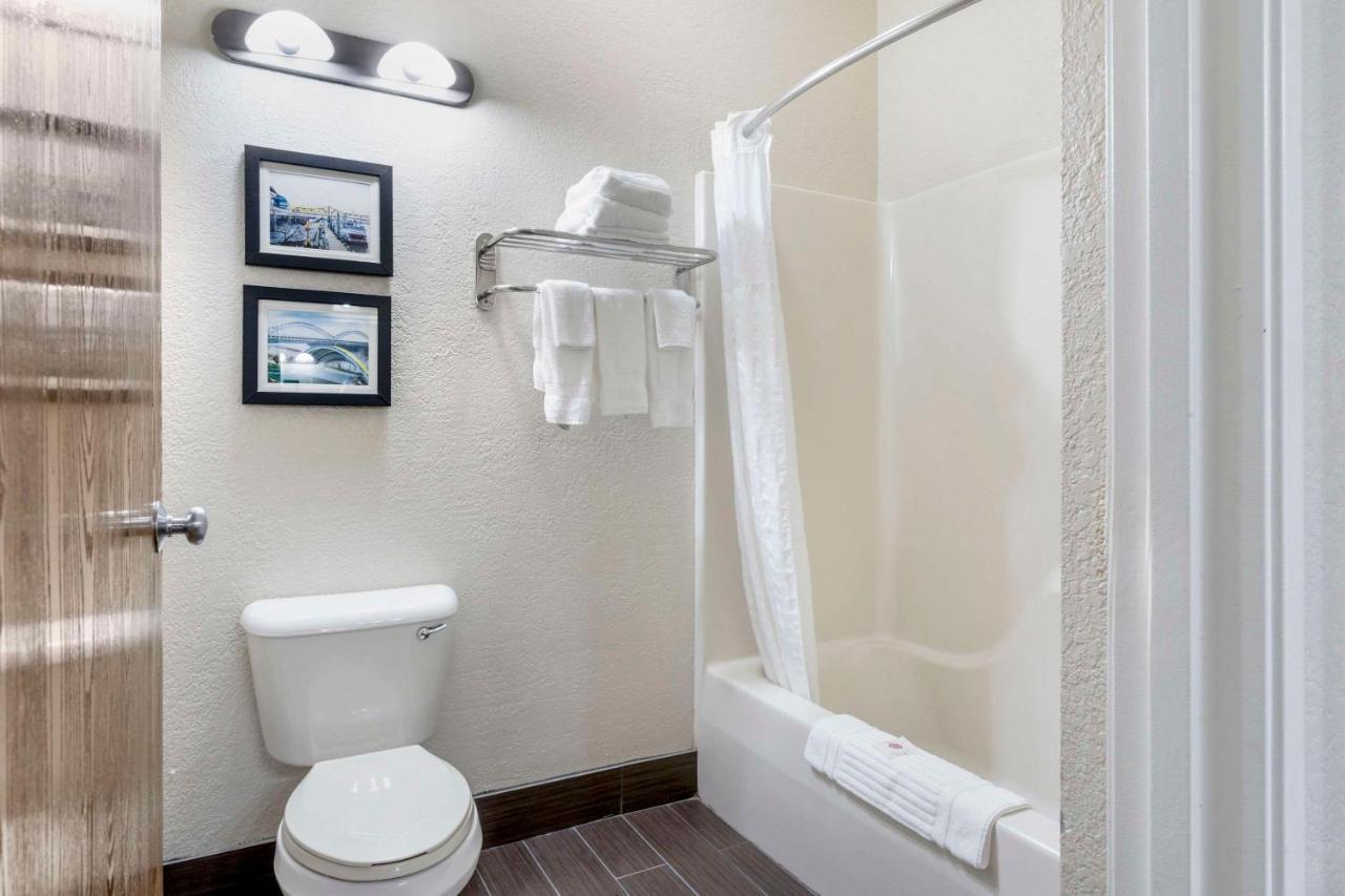 La Grange Comfort Inn & Suites מראה חיצוני תמונה