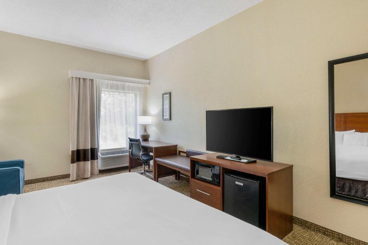 La Grange Comfort Inn & Suites מראה חיצוני תמונה