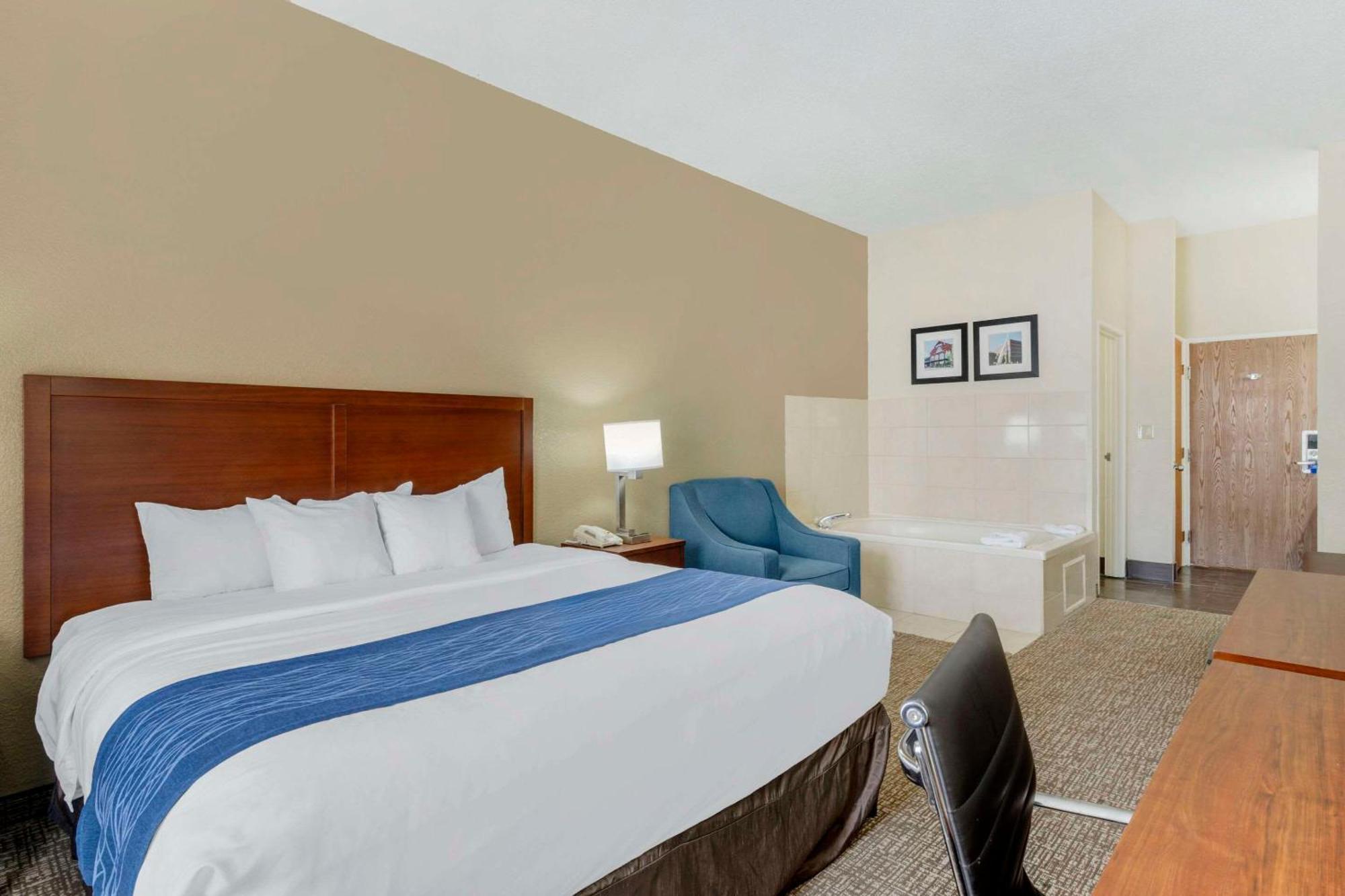 La Grange Comfort Inn & Suites מראה חיצוני תמונה